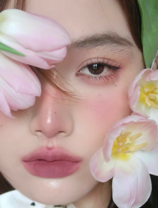 Primavera en tu piel: la protección solar es tu mejor aliada.